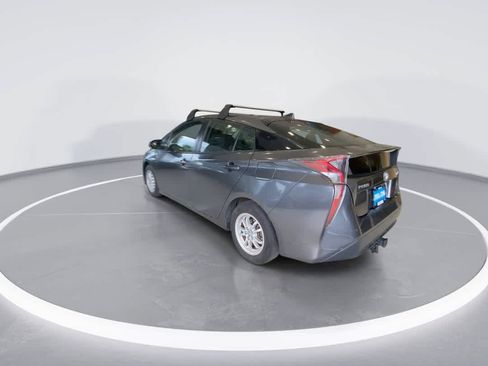 Used 2018 Toyota Prius One w/ Carpet Mat Package FWD image 6