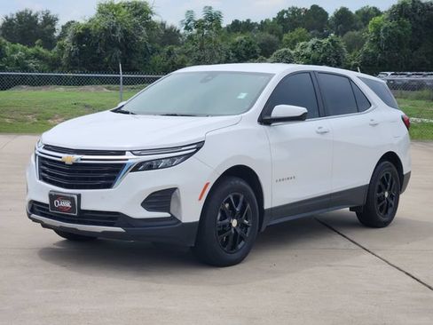 Used 2024 Chevrolet Equinox LT AWD/4WD image 3