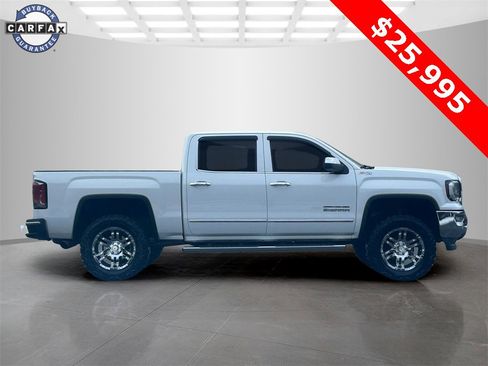 Used 2018 GMC Sierra 1500 SLT w/ SLT Premium Package image 6