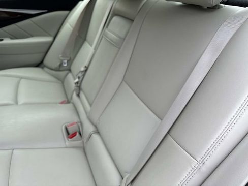 Used 2019 INFINITI Q50 Luxe w/ Essential Package (3.0T Luxe) AWD/4WD image 13