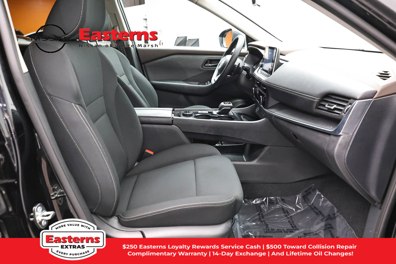 Used 2023 Nissan Rogue S AWD/4WD image 24