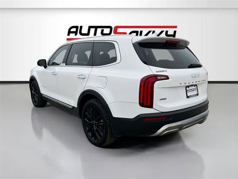 Used 2022 Kia Telluride SX w/ SX Prestige Package image 5