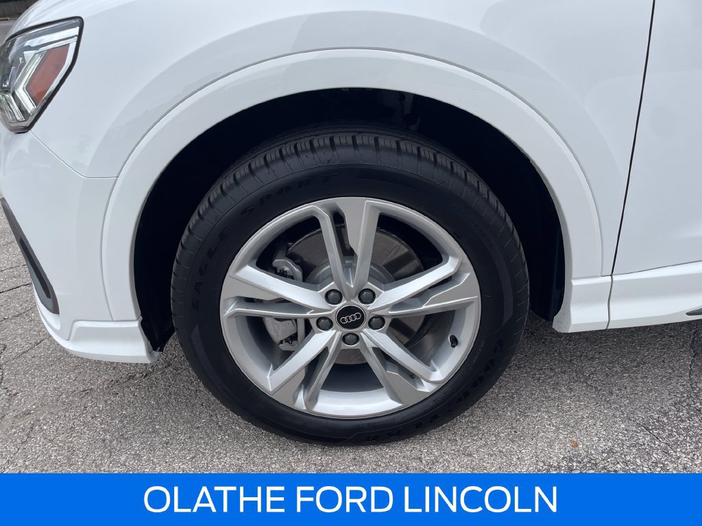 Used 2024 Audi Q3 2.0T Premium AWD/4WD image 11
