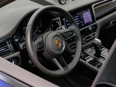 Used 2023 Porsche Macan Turbo AWD/4WD image 20