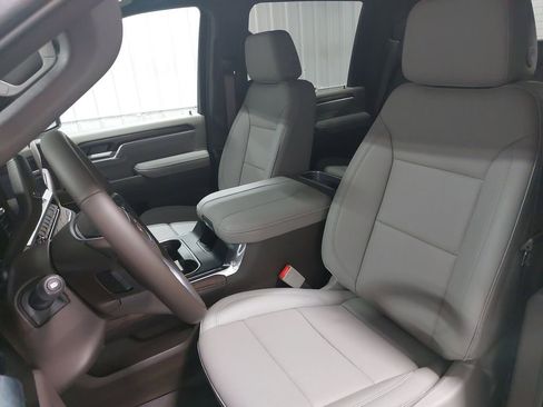 New 2026 GMC Sierra 3500 SLT w/ SLT Premium Package image 15