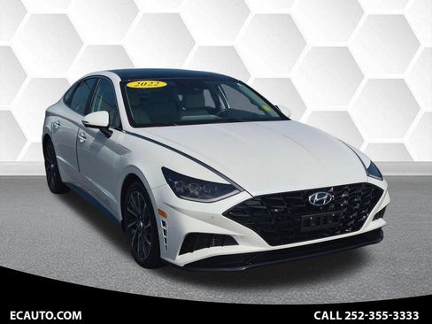 Used 2022 Hyundai Sonata Limited FWD image 1