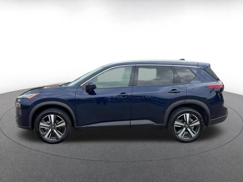 Used 2026 Nissan Rogue SL FWD image 8
