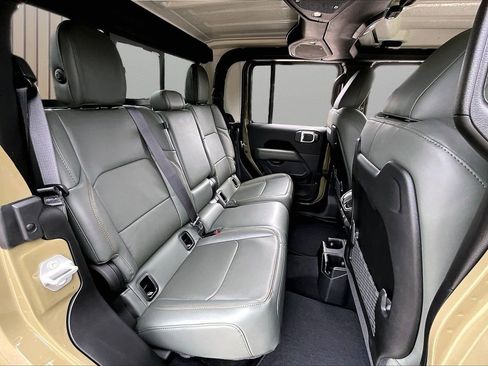 New 2026 Jeep Gladiator Mojave AWD/4WD image 20