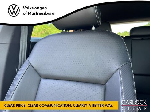 Certified 2022 Volkswagen Atlas Cross Sport SE FWD image 23
