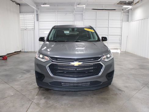 Used 2021 Chevrolet Traverse LS image 3