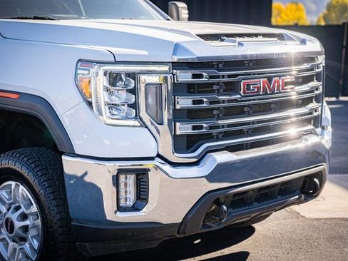 Used 2022 GMC Sierra 2500 SLE image 4