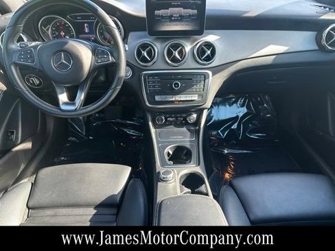 Used 2018 Mercedes-Benz GLA 250 image 9