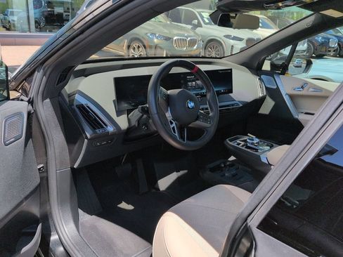 Used 2025 BMW iX M60 AWD/4WD image 9