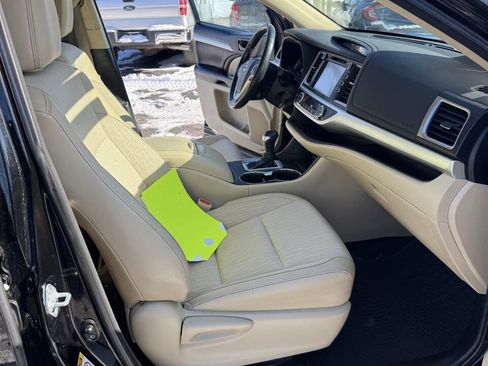 Used 2018 Toyota Highlander Plus image 27