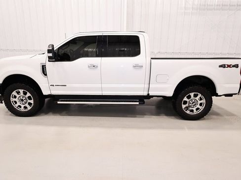 Certified 2022 Ford F250 Lariat w/ Lariat Ultimate Package image 7