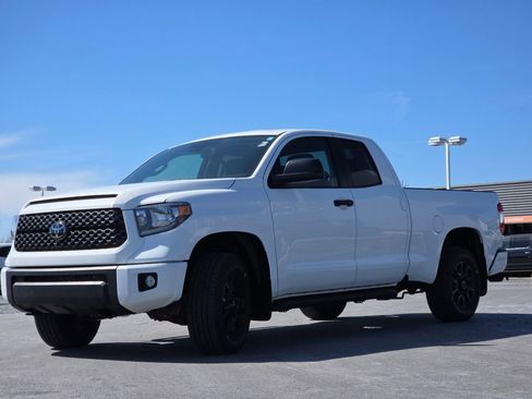 Used 2021 Toyota Tundra SR5 w/ SX Package image 14