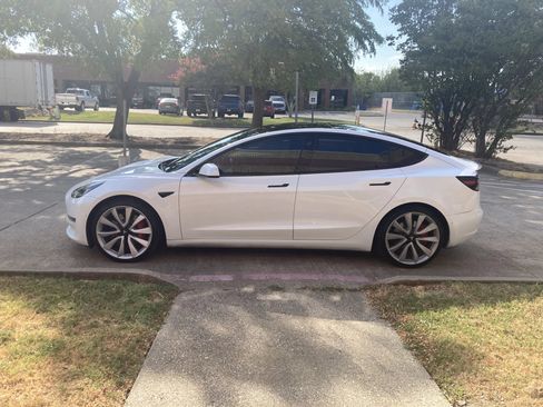 Used 2018 Tesla Model 3 Long Range AWD/4WD image 7