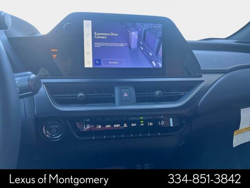 Used 2025 Lexus UX 300h FWD image 18
