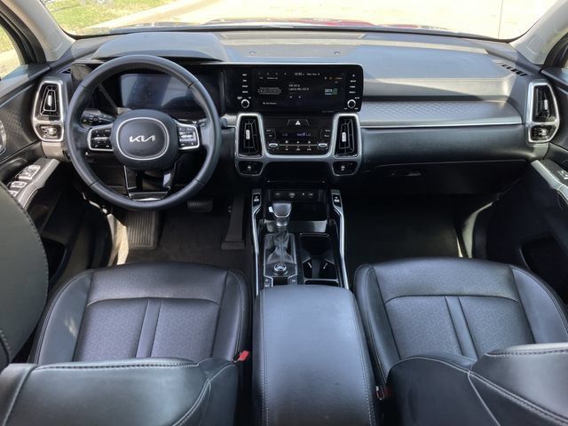 Used 2023 Kia Sorento SX FWD image 9