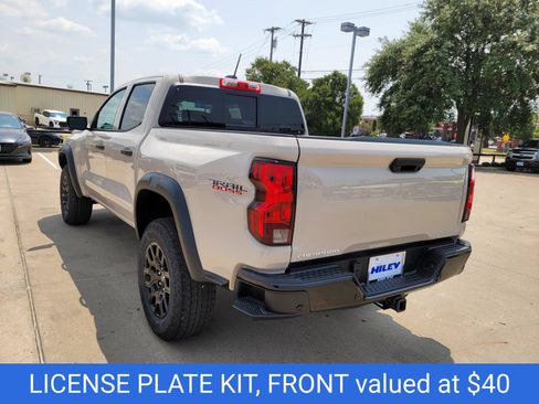 New 2026 Chevrolet Colorado Trail Boss AWD/4WD image 3