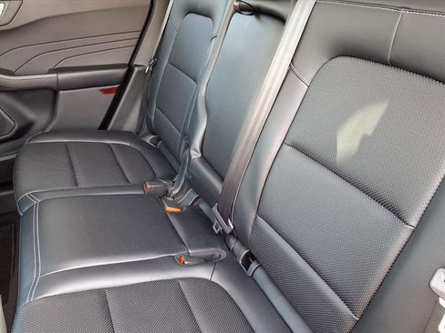 Used 2021 Ford Escape Titanium w/ Class II Trailer Tow Package image 7