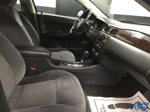 Used 2014 Chevrolet Impala LT w/ LT Sunroof Package image 34