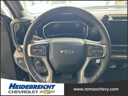 Used 2023 Chevrolet Silverado 1500 RST w/ Protection Package AWD/4WD image 18