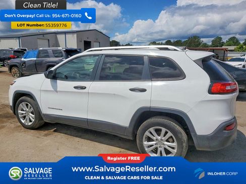 Used 2015 Jeep Cherokee Sport FWD image 3