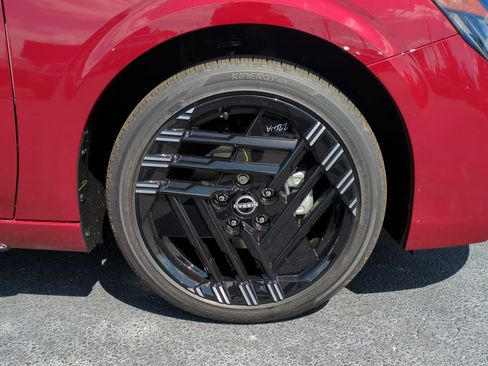 New 2026 Nissan Sentra SR FWD image 11
