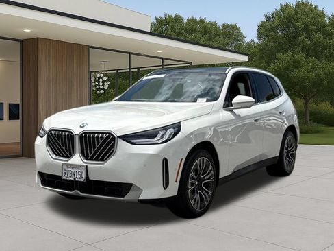 Used 2026 BMW X3 xDrive30i w/ Convenience Package AWD/4WD image 2