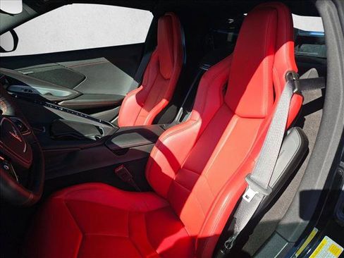 Used 2025 Chevrolet Corvette Stingray Coupe w/ 1LT image 12