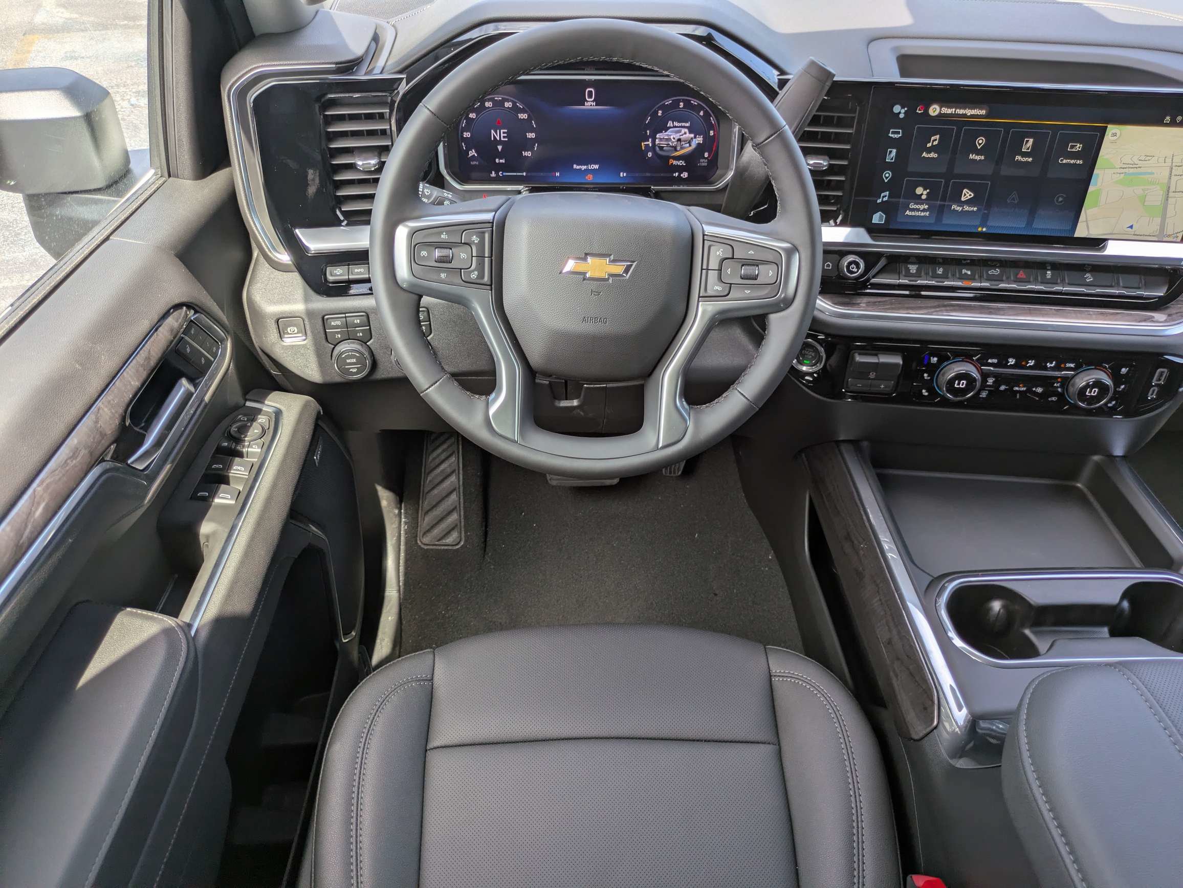 New 2026 Chevrolet Silverado 2500 LTZ w/ LTZ Plus Package AWD/4WD image 4