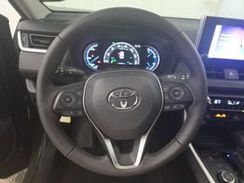 Used 2024 Toyota RAV4 AWD Hybrid image 11
