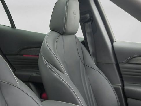 New 2025 Maserati Grecale Modena AWD/4WD image 38