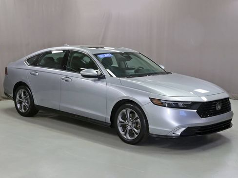 Certified 2023 Honda Accord EX image 1