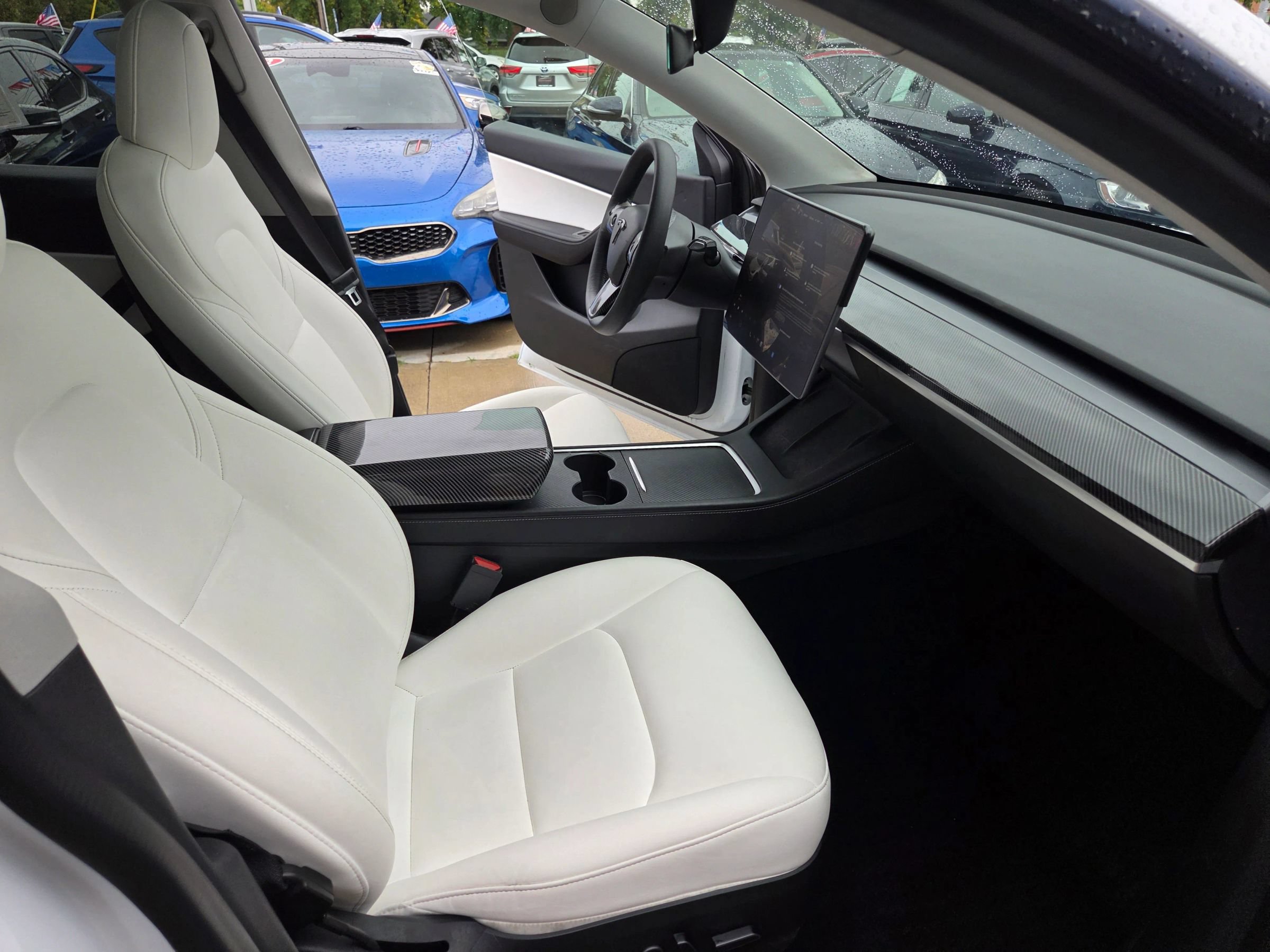 Used 2021 Tesla Model Y Long Range AWD/4WD image 13