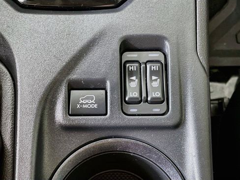 Used 2022 Subaru Crosstrek 2.5i Sport w/ Moonroof Package AWD/4WD image 16