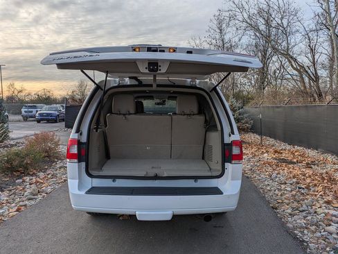 Used 2016 Lincoln Navigator Select image 19