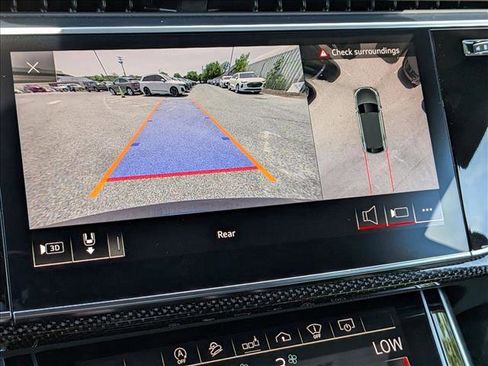 Used 2020 Audi SQ8 Prestige AWD/4WD image 14