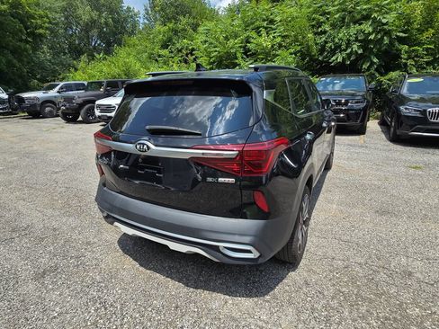 Used 2021 Kia Seltos SX w/ SX Sunroof Package AWD/4WD image 7