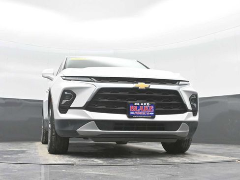 Used 2023 Chevrolet Blazer LT w/ Driver Confidence Package image 33