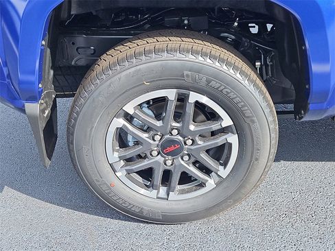 New 2025 Toyota Tacoma TRD Sport image 5