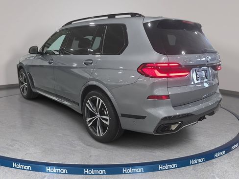 Certified 2024 BMW X7 xDrive40i w/ M Sport Package AWD/4WD image 7