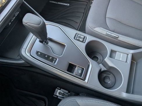 Certified 2025 Subaru Crosstrek 2.0i Premium image 17