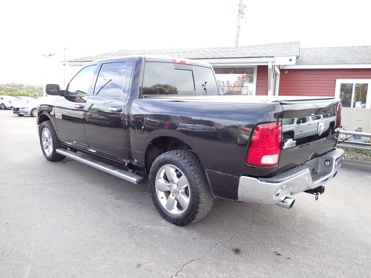 Used 2017 RAM 1500 Big Horn AWD/4WD image 4