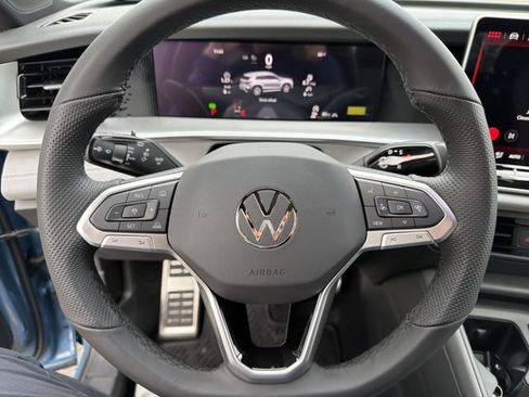 New 2026 Volkswagen Tiguan SE R-Line image 15