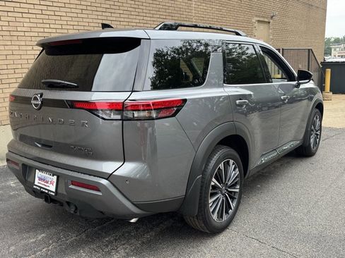 New 2026 Nissan Pathfinder Platinum AWD/4WD image 23