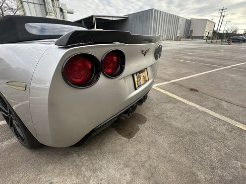 Used 2007 Chevrolet Corvette Convertible w/ Preferred Equipment Group image 30