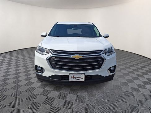 Used 2020 Chevrolet Traverse LT w/ LPO, Floor Liner Package AWD/4WD image 2
