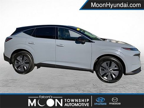 Used 2025 Nissan Murano SL AWD/4WD image 1